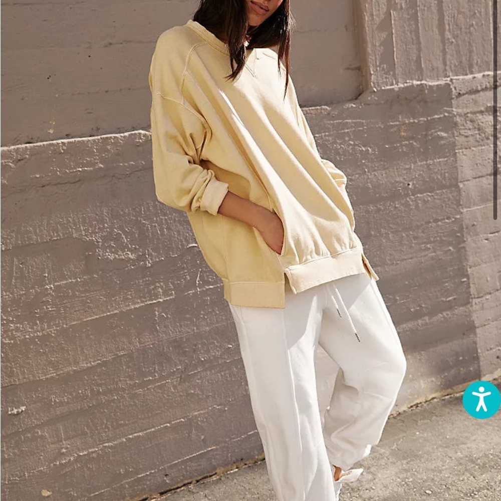 Tan sweatshirt